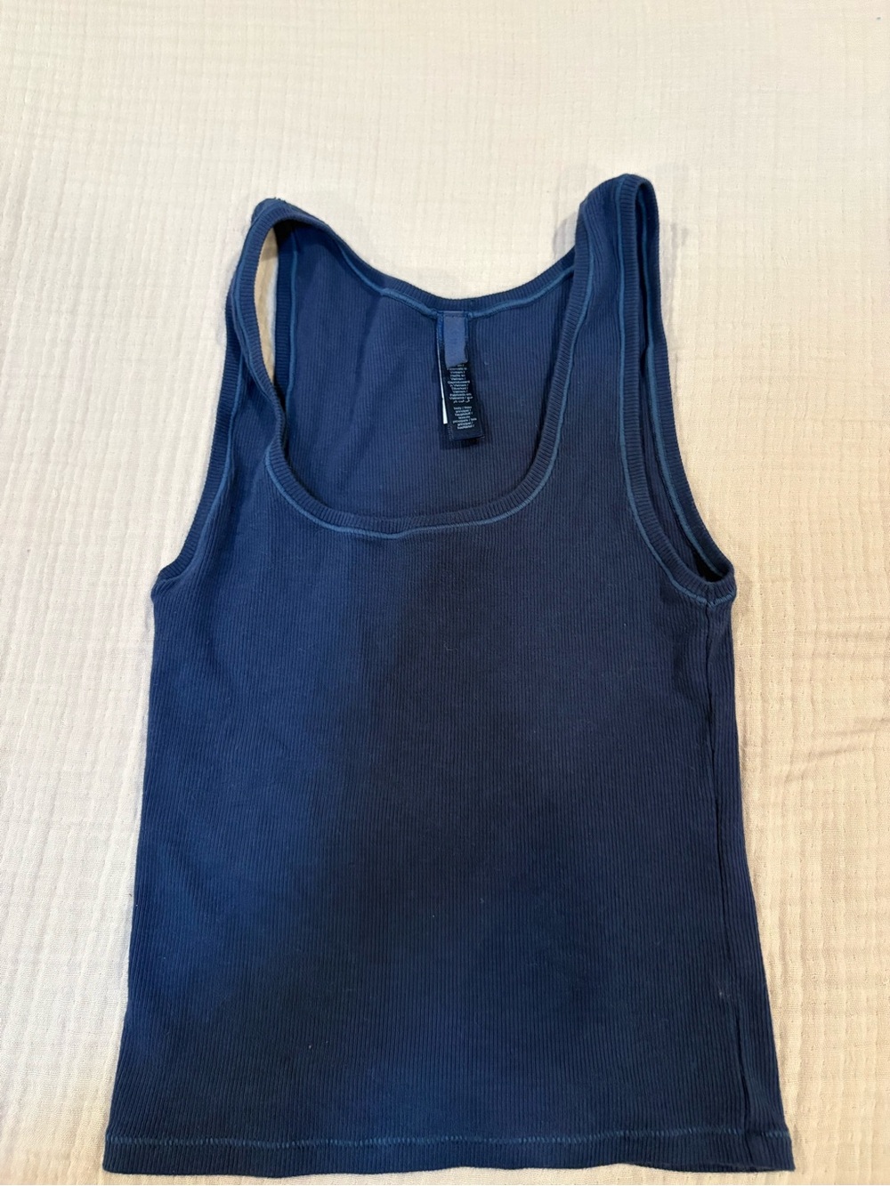 SKIMS Women's Ribbed Knit Scoop Neck Sleeveless Tank Top, blue, size L